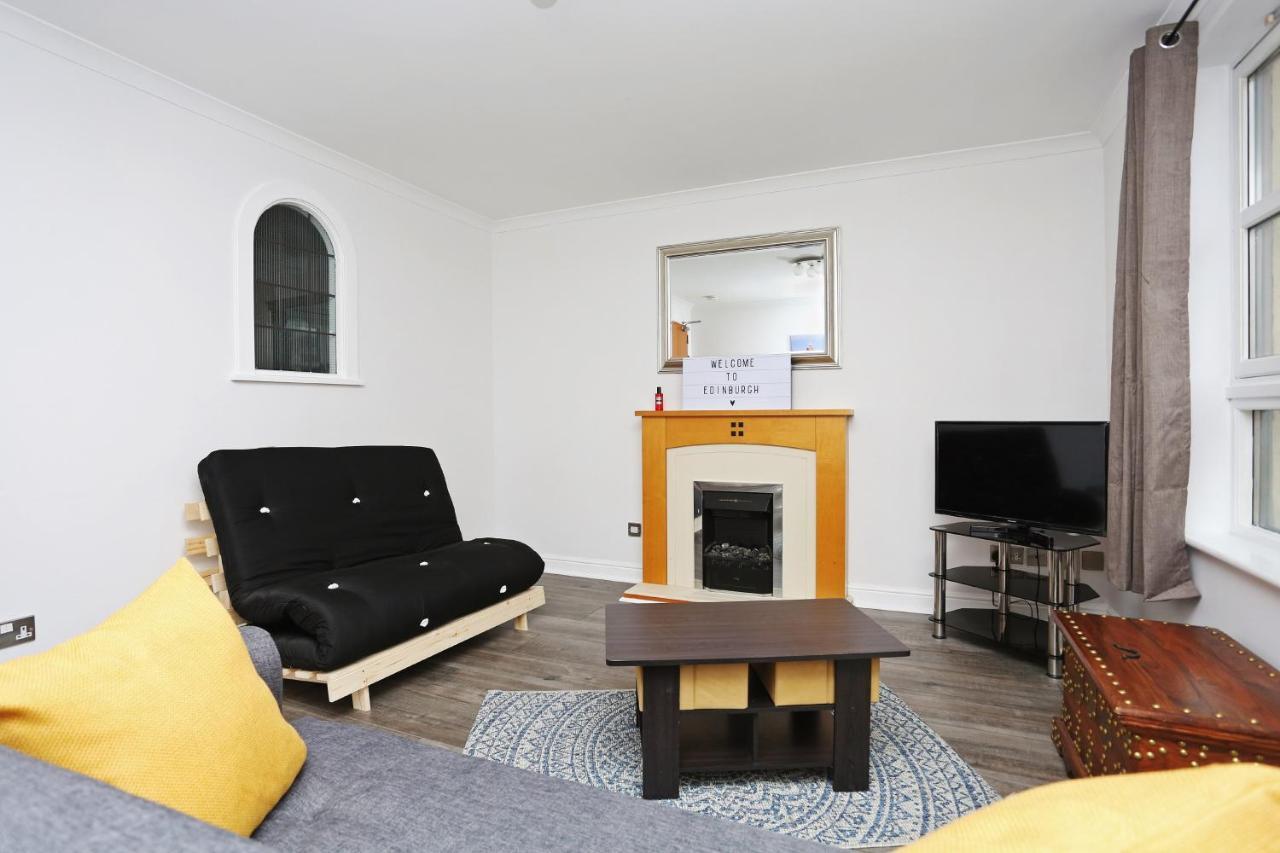 Altido 2Br Apartment With Free Parking, Near The Royal Mile Edinburgh Exterior foto